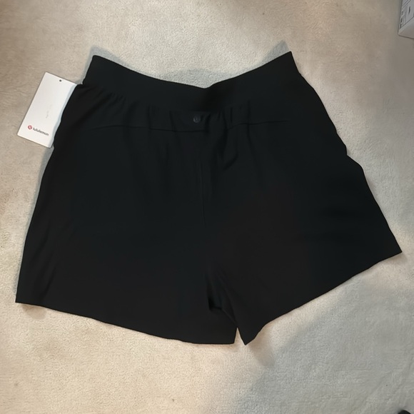 Lululemon LA Ribbed Boxer Short - Picture 2 of 2